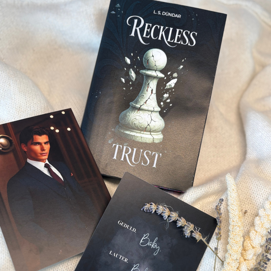 Reckless Trust - Signiertes Softcover inkl. Charakterkarte und Farbschnitt