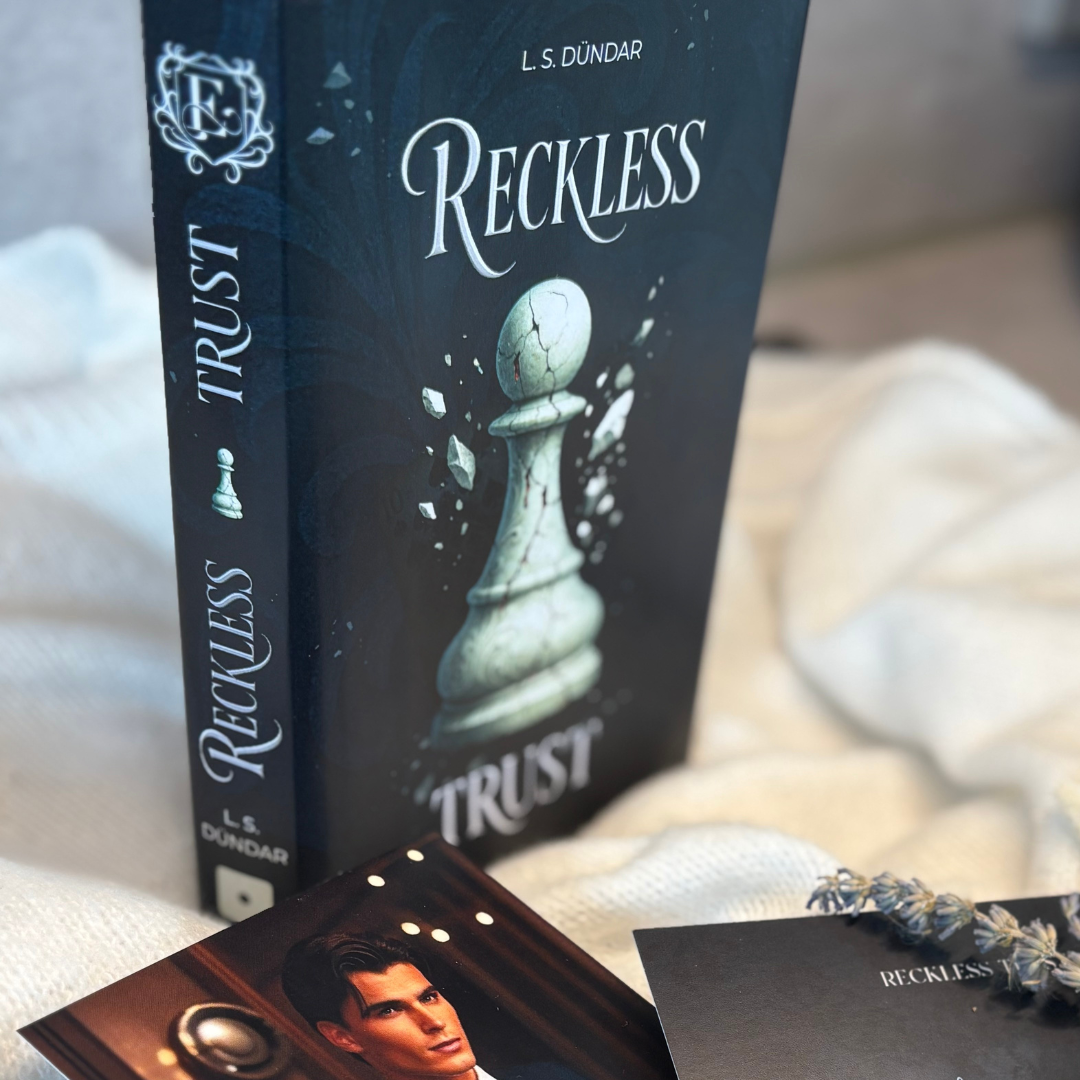 Reckless Trust - Signiertes Softcover inkl. Charakterkarte und Farbschnitt